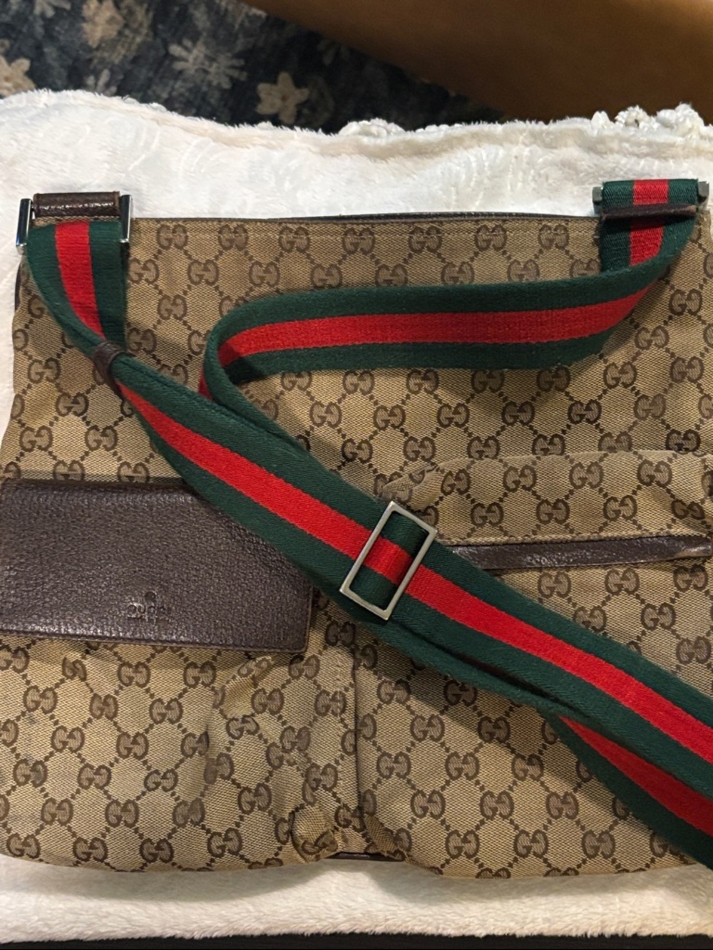 ✨Live Show Listing✨ Gucci Tan GG Canvas Messenger with Green and Red Web Strap